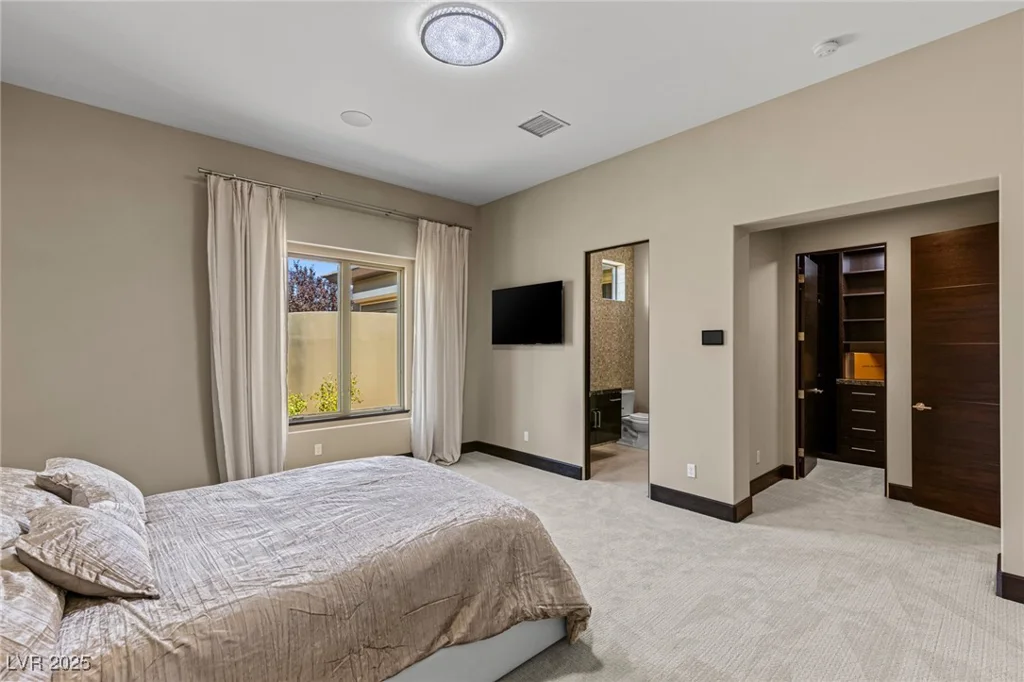 18 Midnight Ridge, Las Vegas, NV 89135