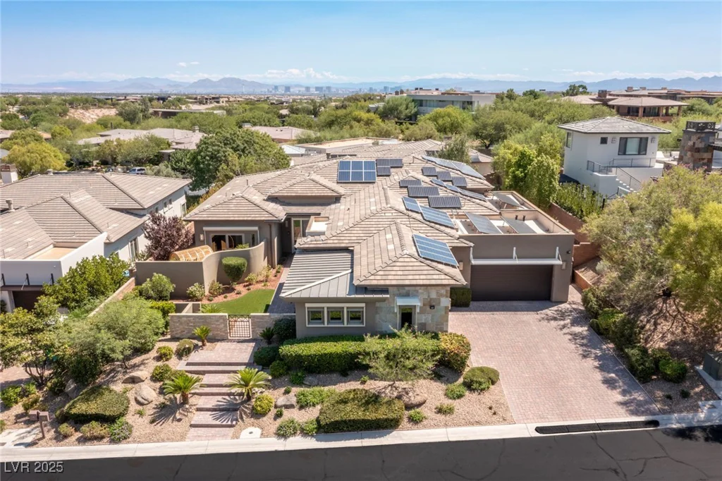18 Midnight Ridge, Las Vegas, NV 89135
