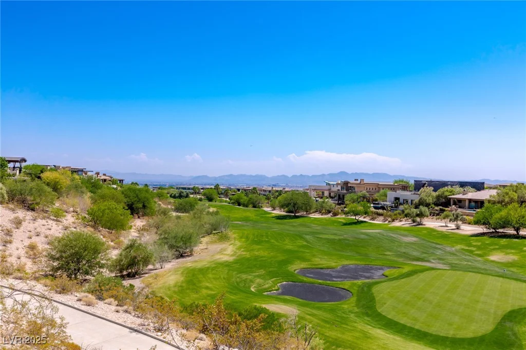 18 Midnight Ridge, Las Vegas, NV 89135