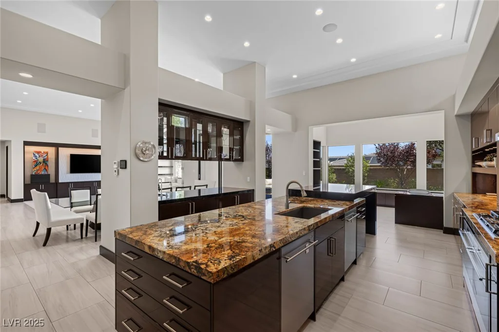 18 Midnight Ridge, Las Vegas, NV 89135