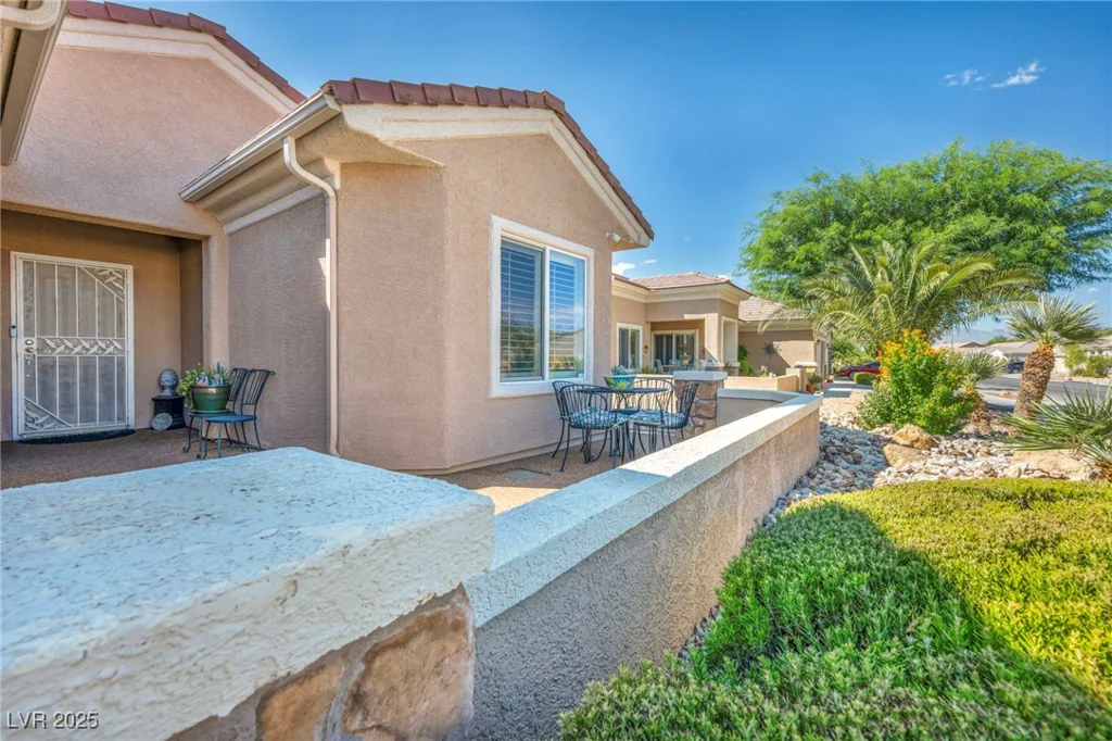 7842 Broadwing, North Las Vegas, NV 89084
