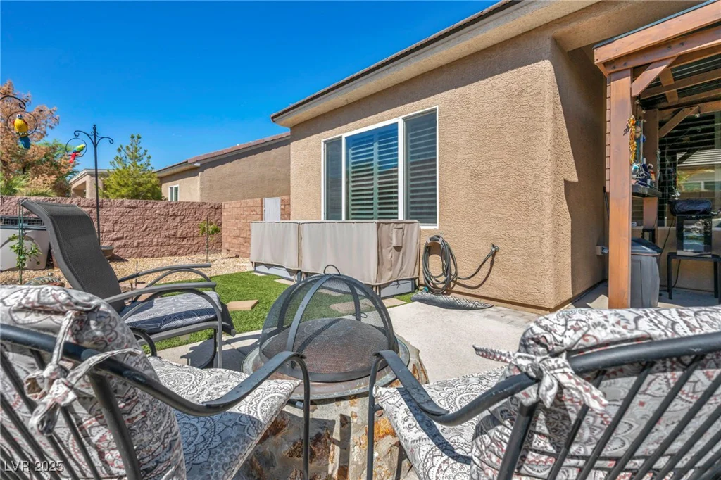 7842 Broadwing, North Las Vegas, NV 89084
