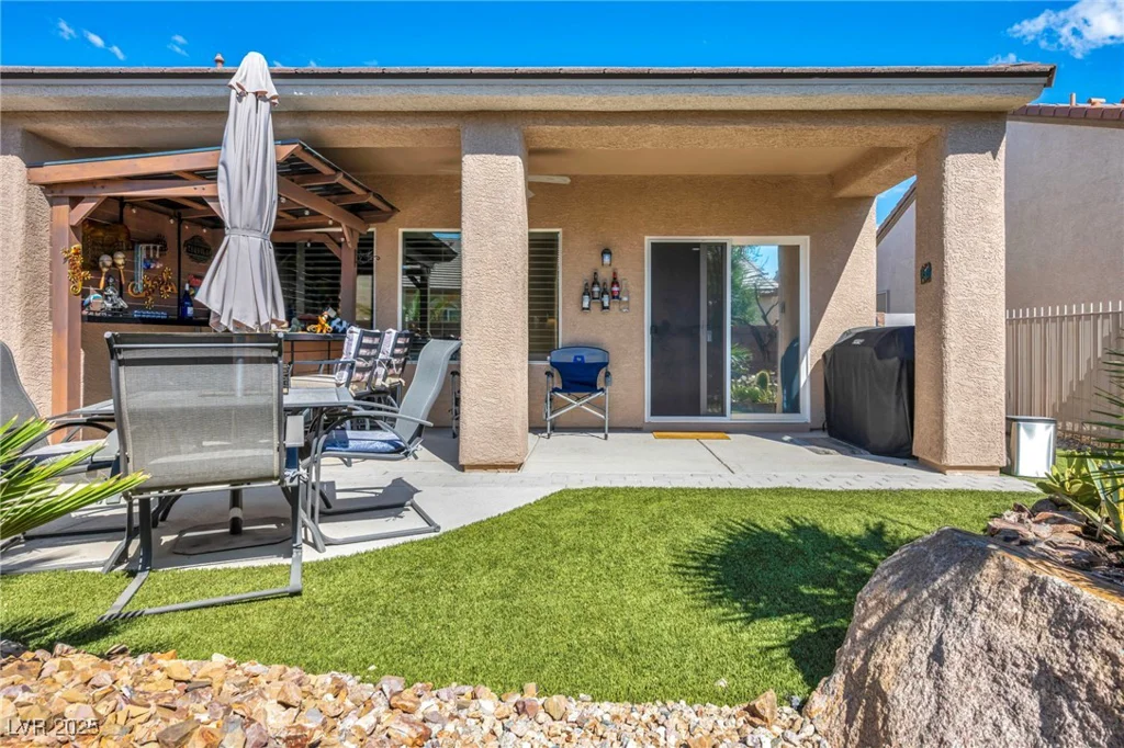 7842 Broadwing, North Las Vegas, NV 89084