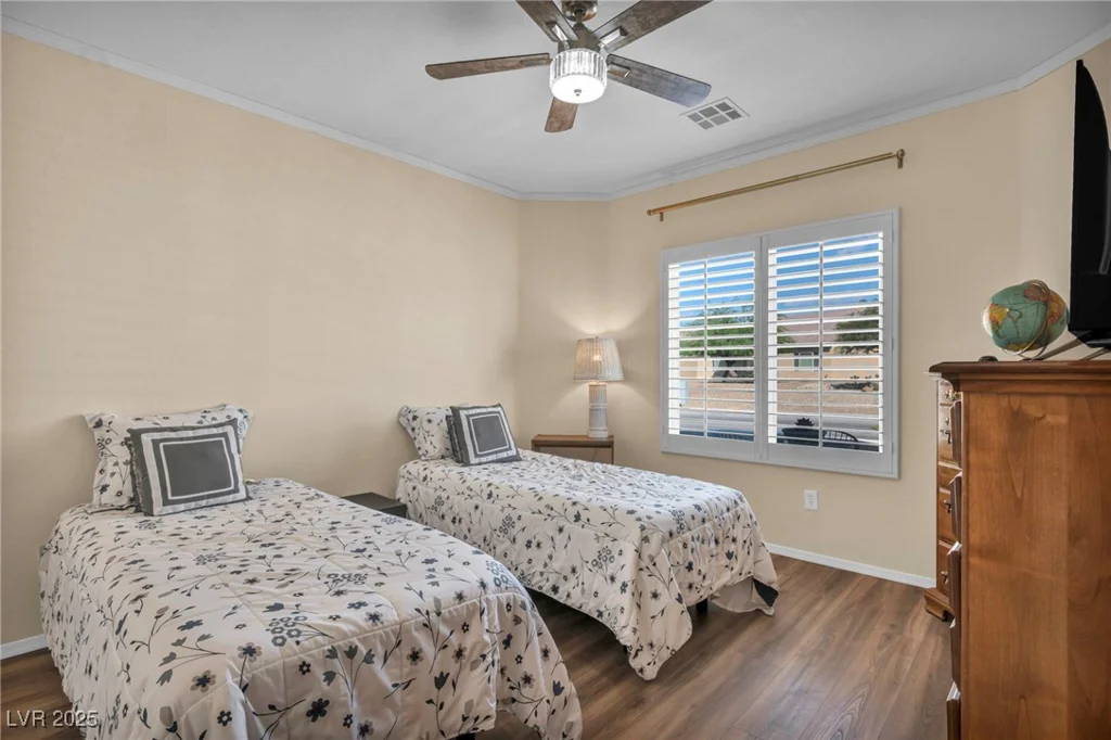 7842 Broadwing, North Las Vegas, NV 89084