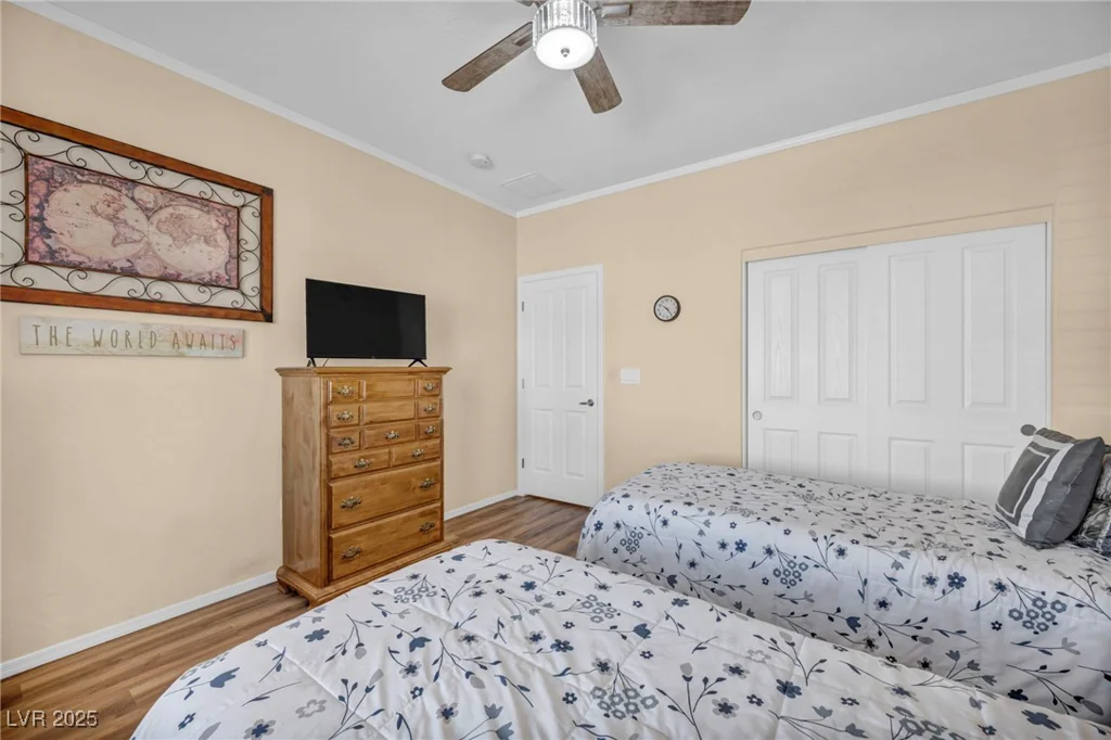 7842 Broadwing, North Las Vegas, NV 89084