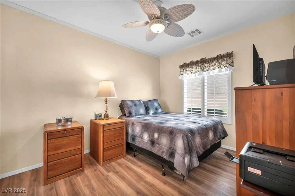7842 Broadwing, North Las Vegas, NV 89084