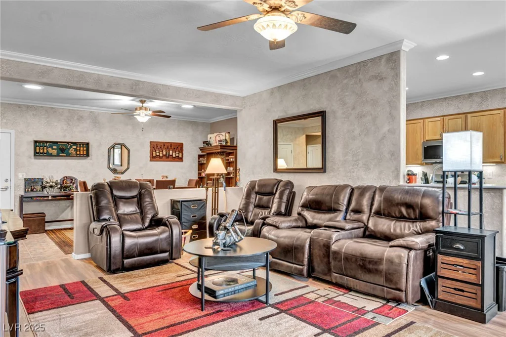 7842 Broadwing, North Las Vegas, NV 89084