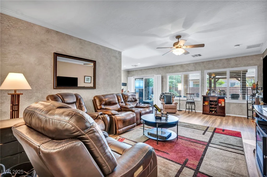 7842 Broadwing, North Las Vegas, NV 89084