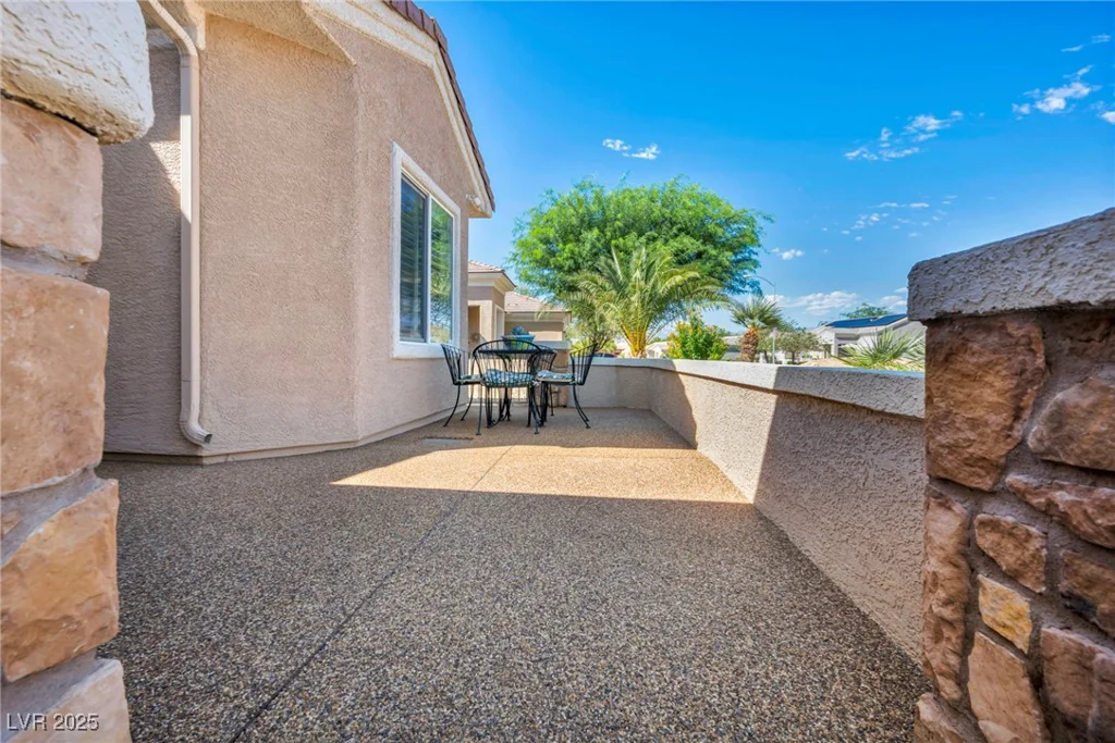 7842 Broadwing, North Las Vegas, NV 89084