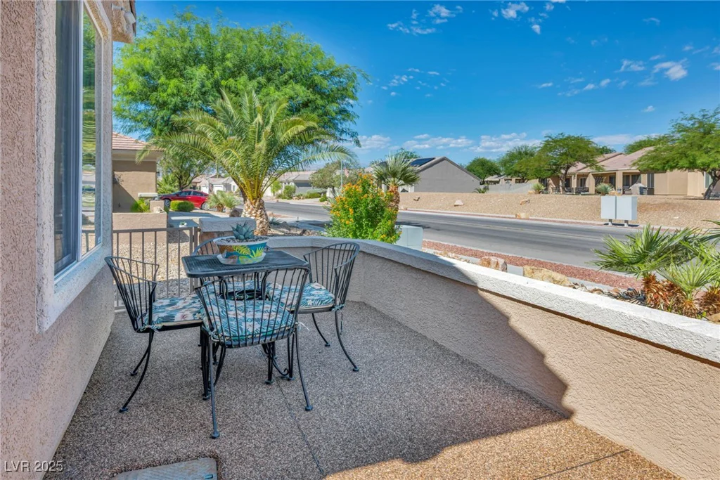 7842 Broadwing, North Las Vegas, NV 89084