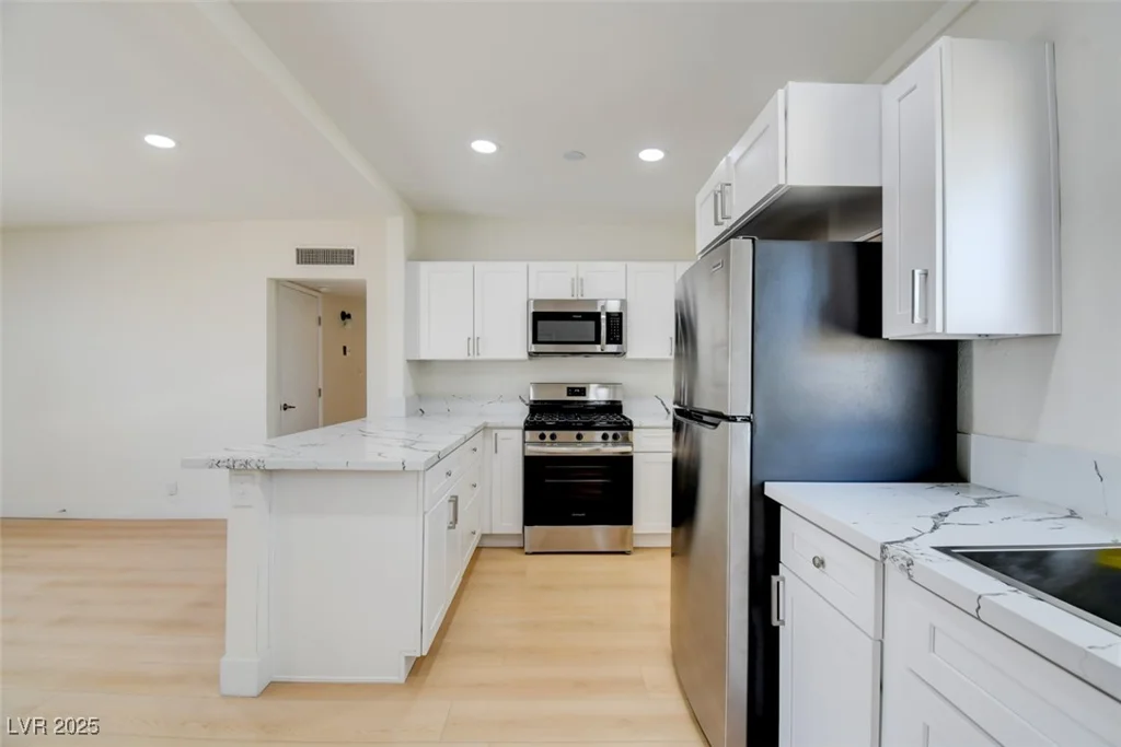 1405 Oakwood, North Las Vegas, NV 89030