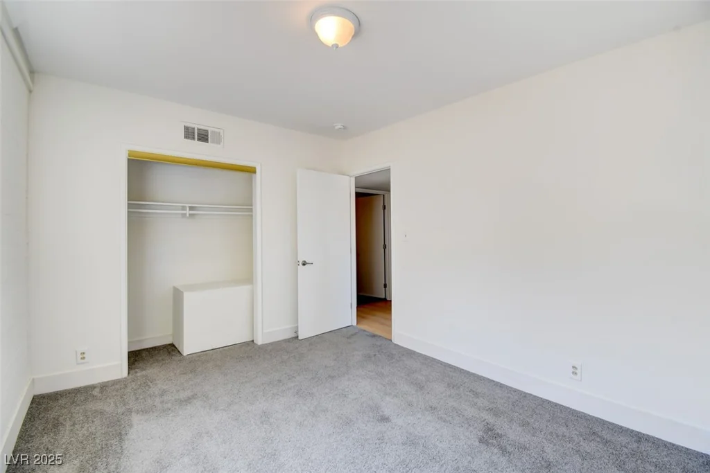 1405 Oakwood, North Las Vegas, NV 89030