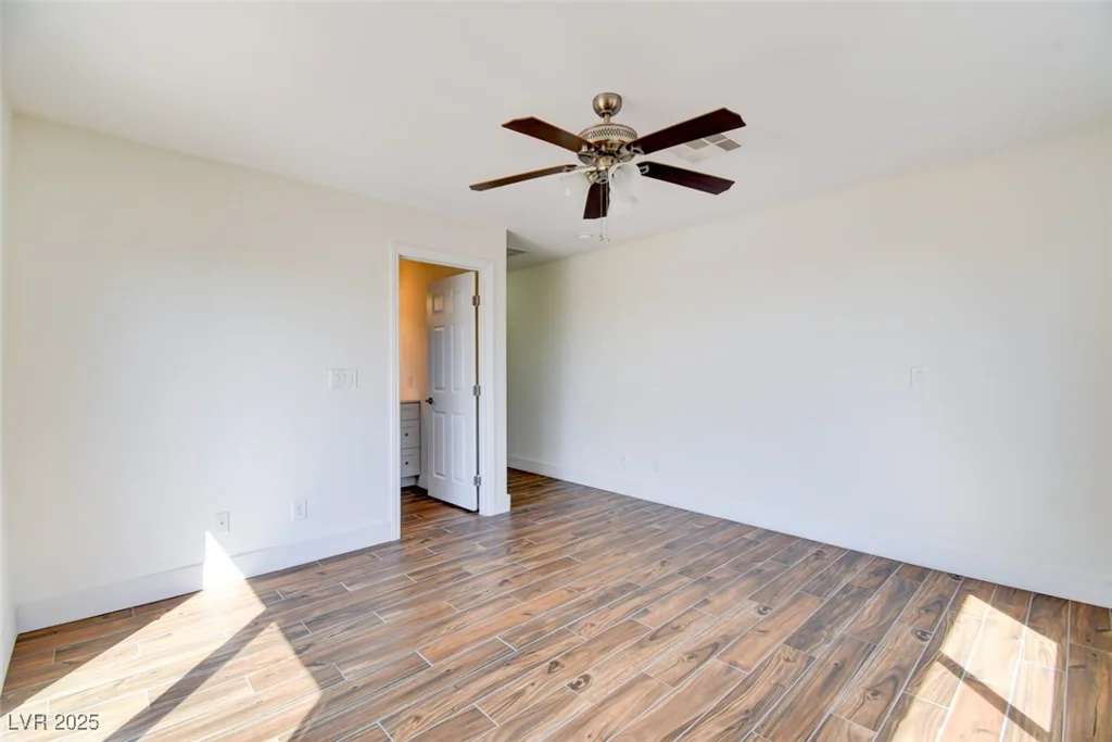 1405 Oakwood, North Las Vegas, NV 89030