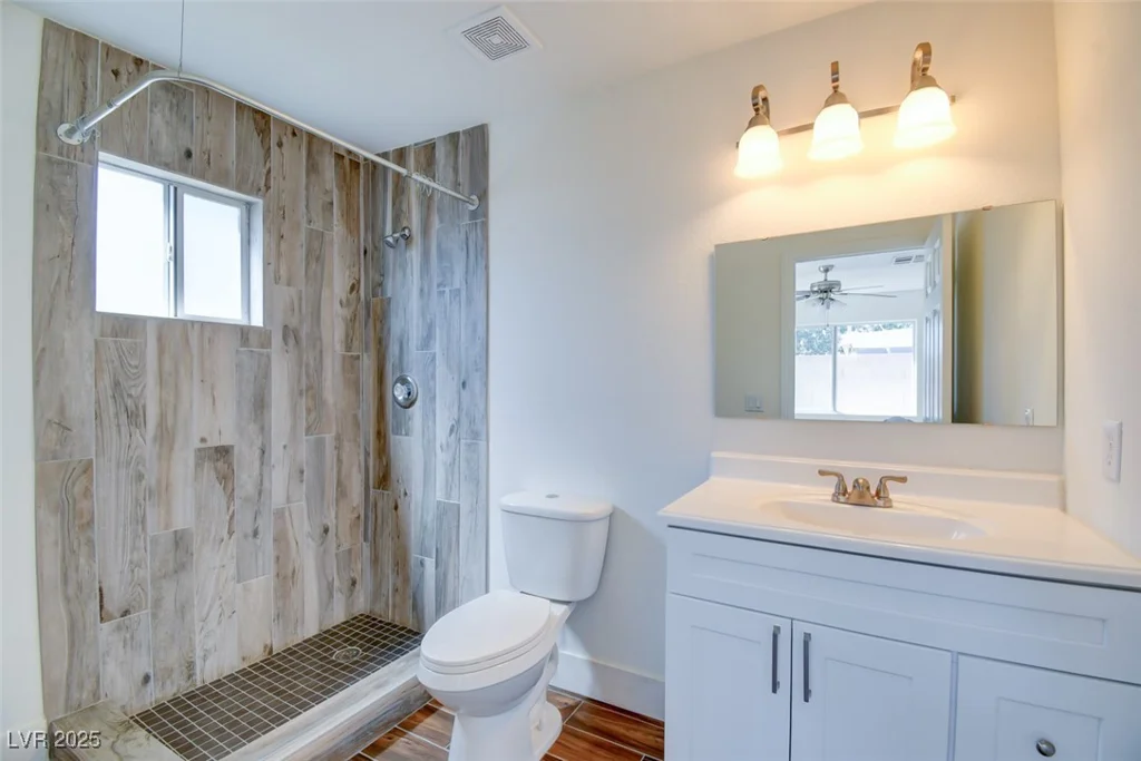 1405 Oakwood, North Las Vegas, NV 89030