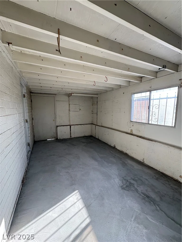 1405 Oakwood, North Las Vegas, NV 89030