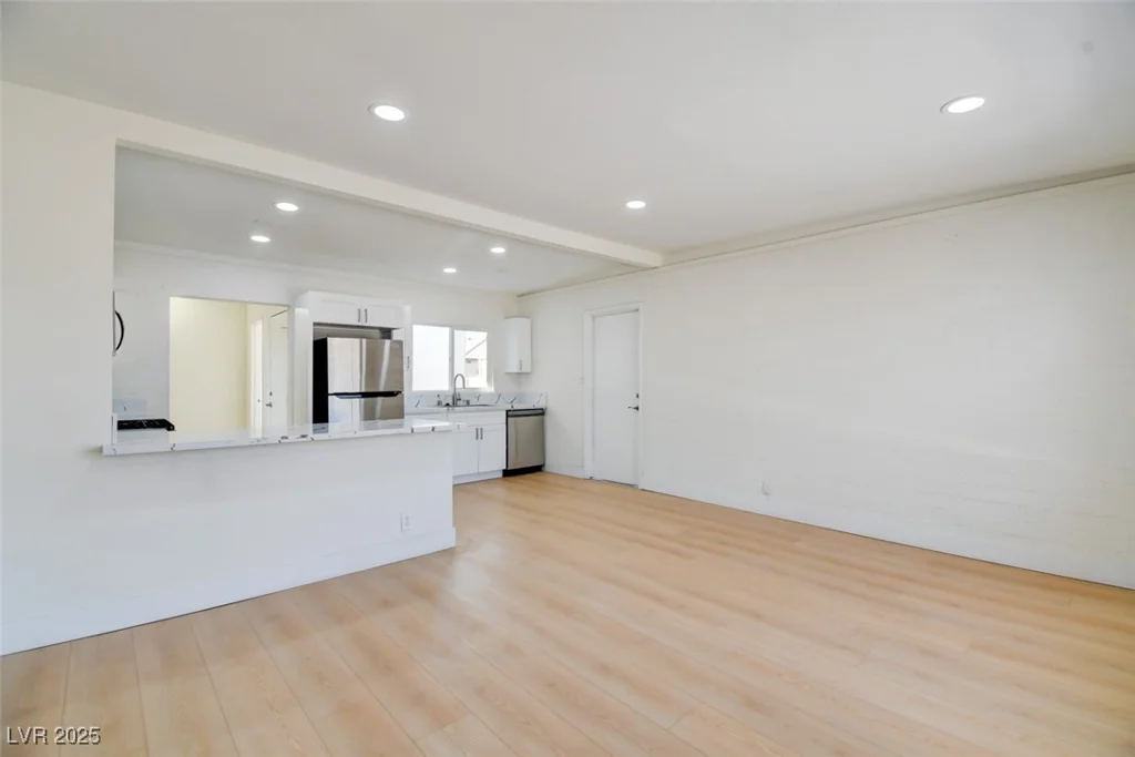 1405 Oakwood, North Las Vegas, NV 89030