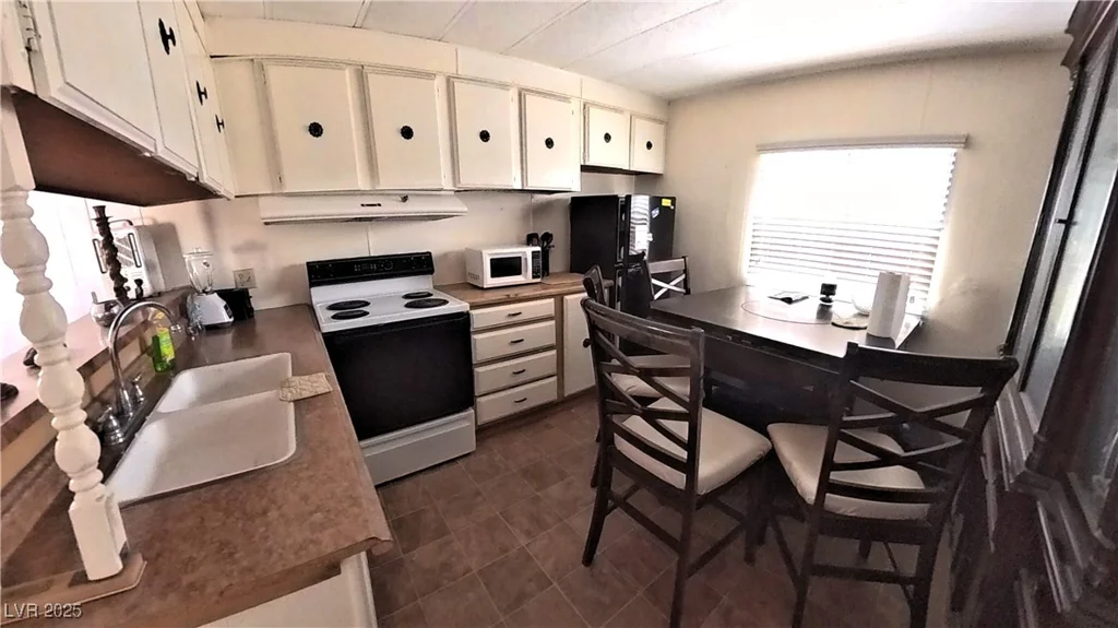 80 Russell, Pahrump, NV 89048