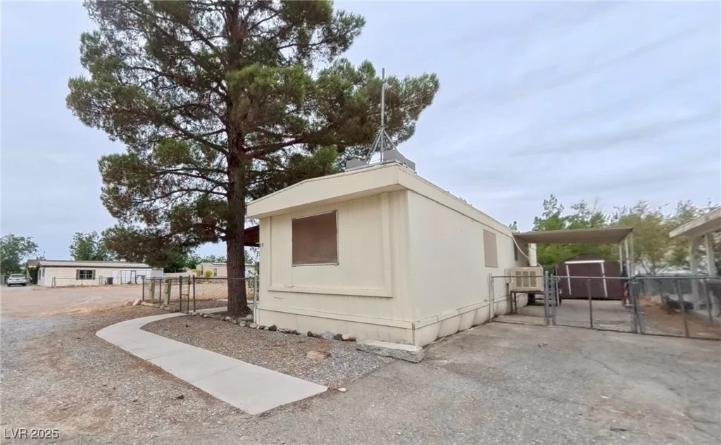 80 Russell, Pahrump, NV 89048