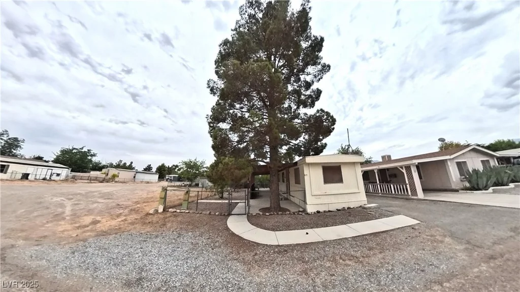 80 Russell, Pahrump, NV 89048