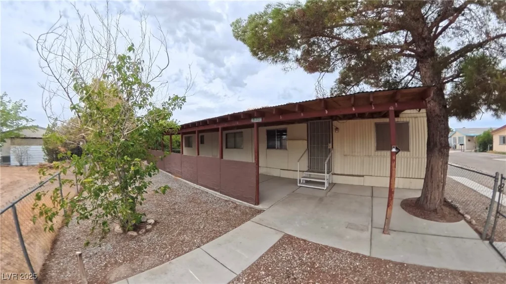 80 Russell, Pahrump, NV 89048
