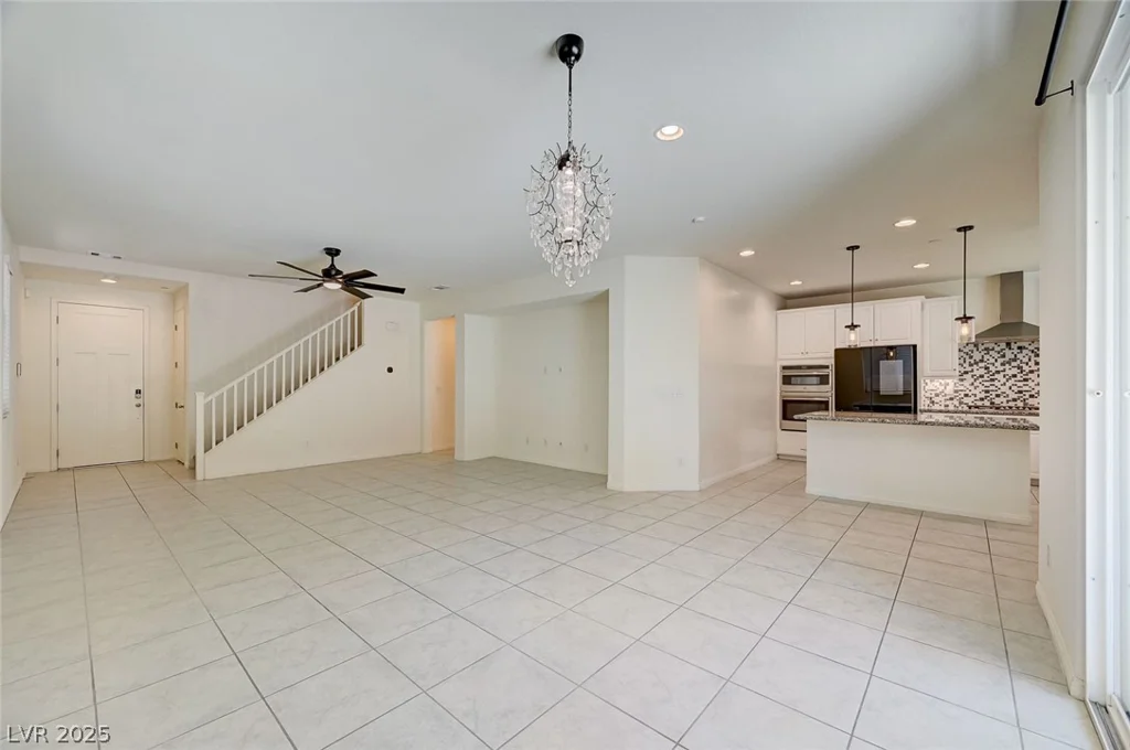 185 Lilt, Henderson, NV 89011