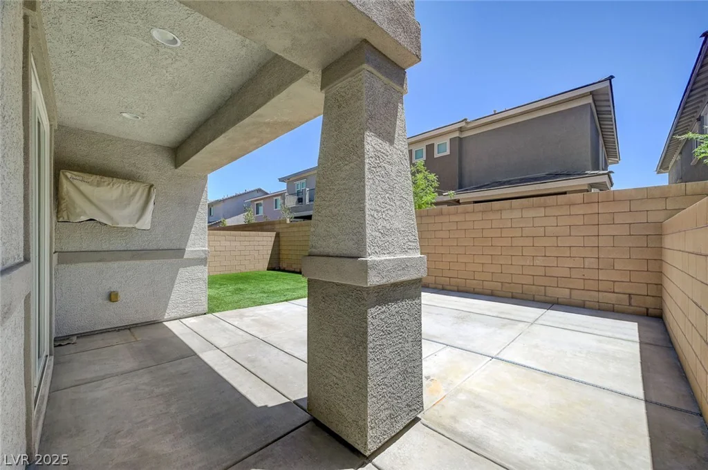 185 Lilt, Henderson, NV 89011
