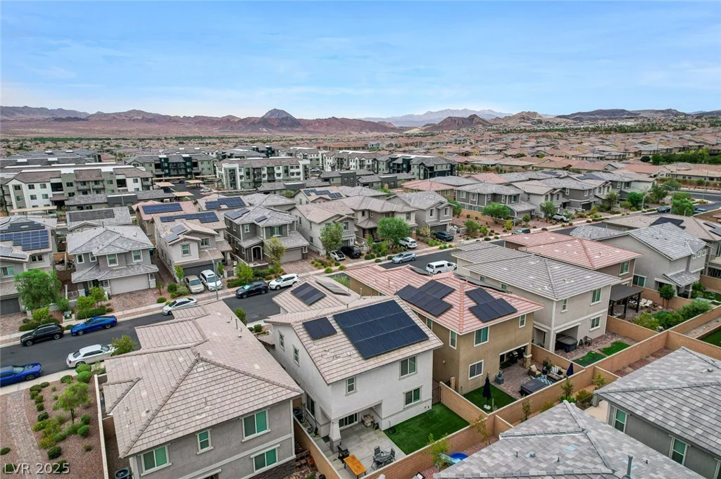 185 Lilt, Henderson, NV 89011