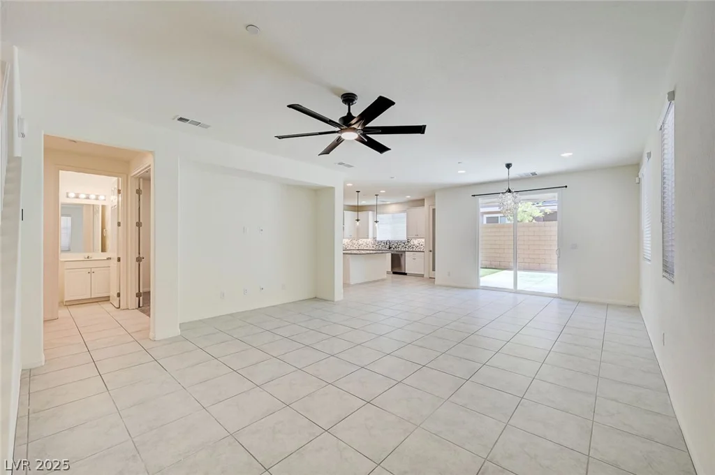 185 Lilt, Henderson, NV 89011