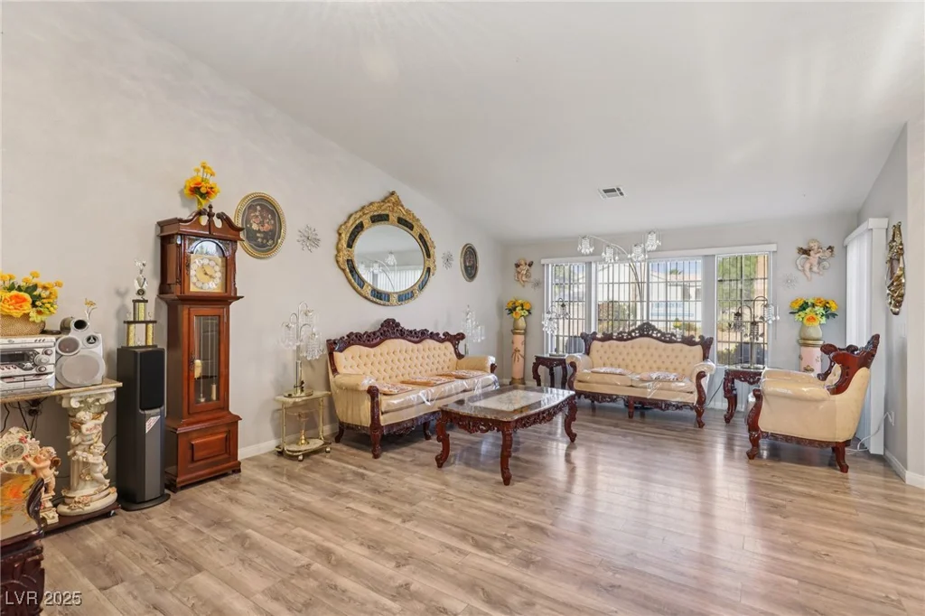 8208 Gila Bend, Las Vegas, NV 89123