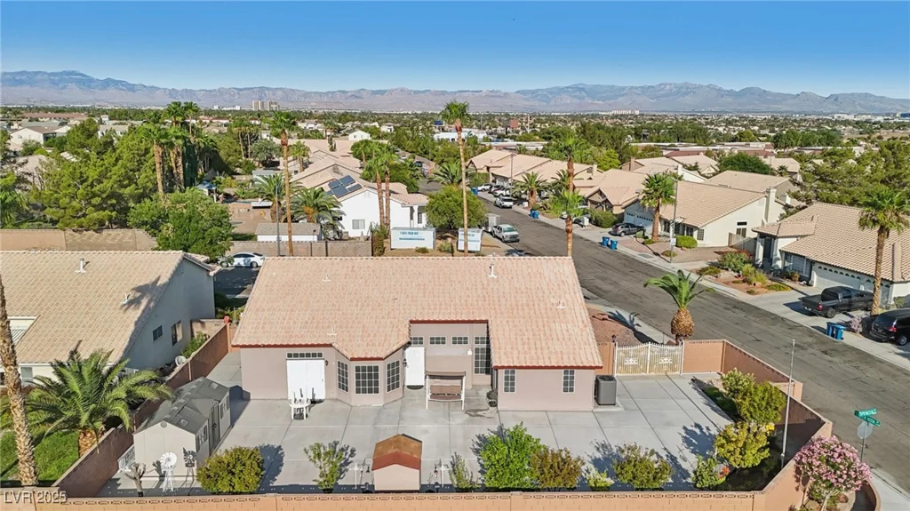 8208 Gila Bend, Las Vegas, NV 89123