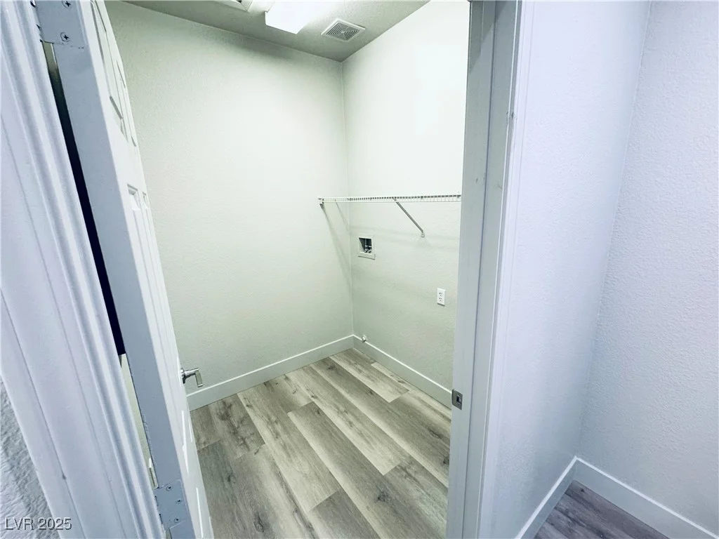 7232 Deer View, Las Vegas, NV 89113