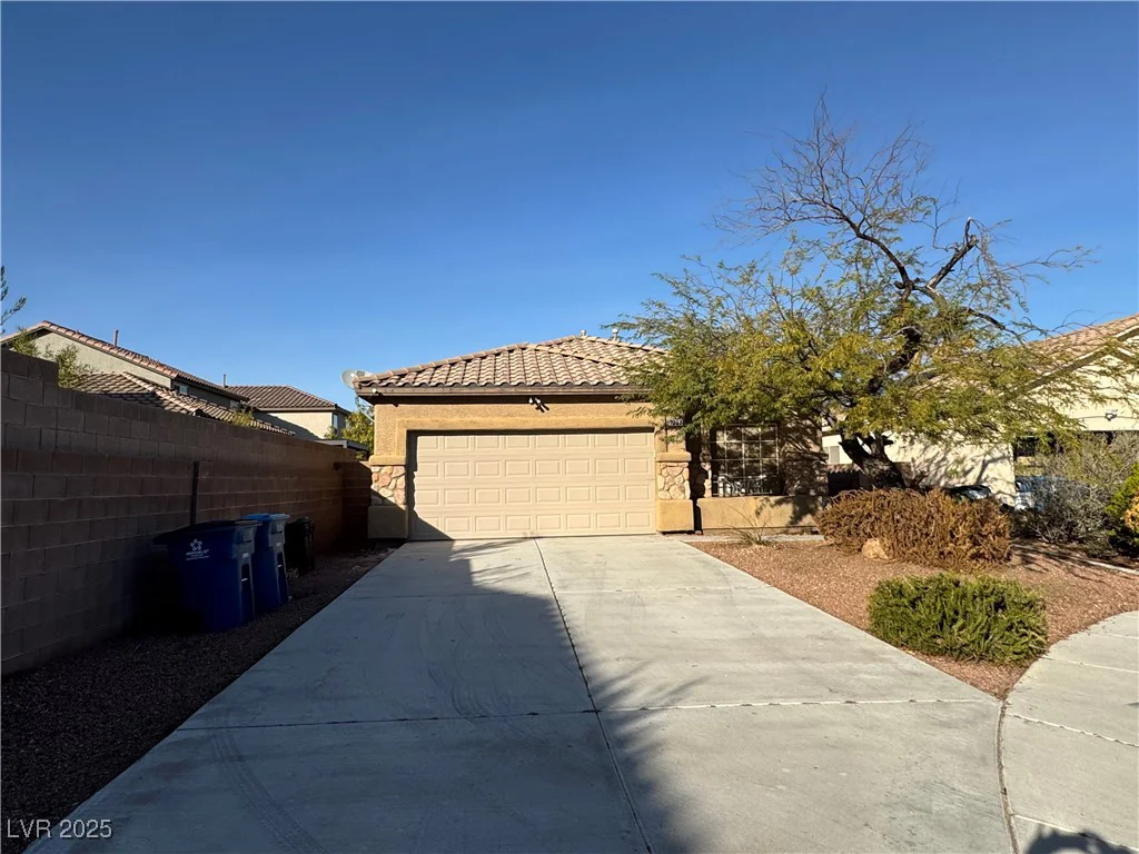 7232 Deer View, Las Vegas, NV 89113