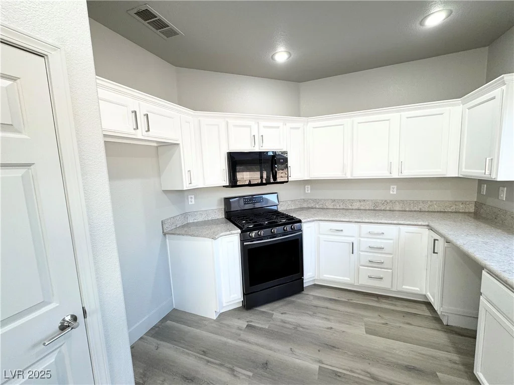 7232 Deer View, Las Vegas, NV 89113