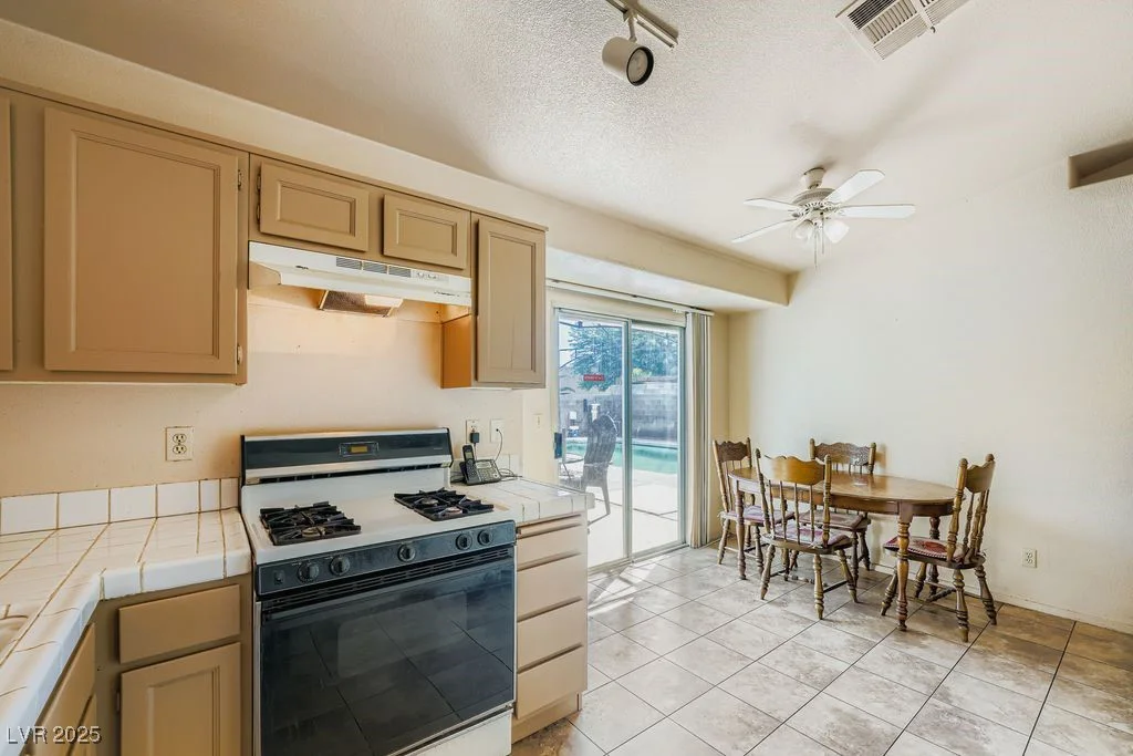 3501 Benson, North Las Vegas, NV 89032