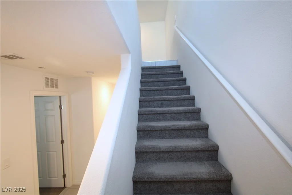 4641 Woolcomber, Las Vegas, NV 89115