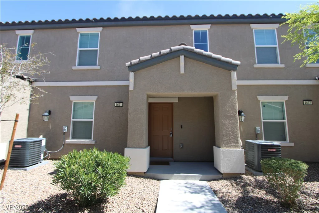 4641 Woolcomber, Las Vegas, NV 89115