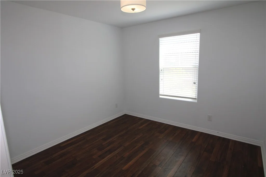 4641 Woolcomber, Las Vegas, NV 89115