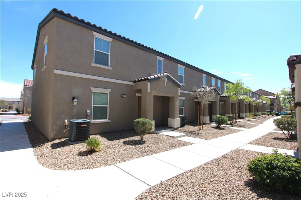 4641 Woolcomber, Las Vegas, NV 89115