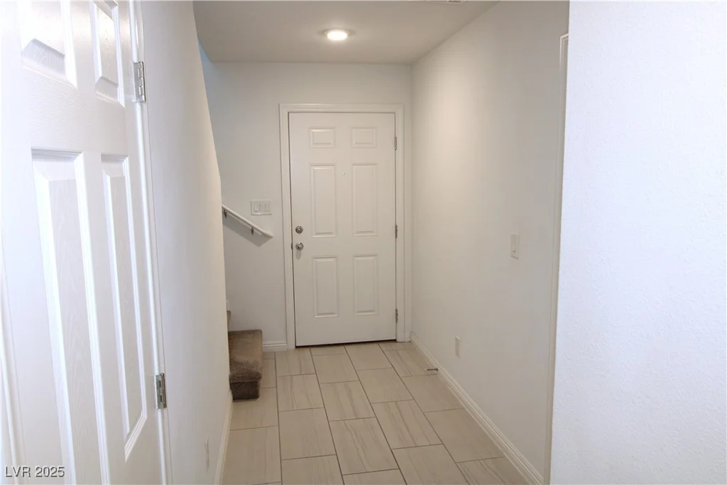 4641 Woolcomber, Las Vegas, NV 89115