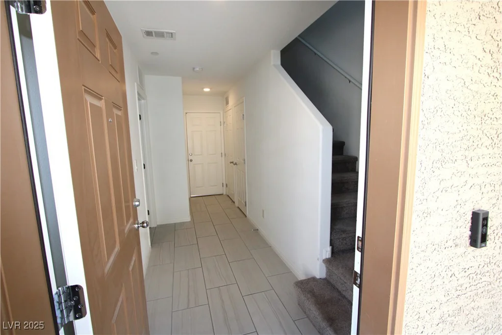 4641 Woolcomber, Las Vegas, NV 89115
