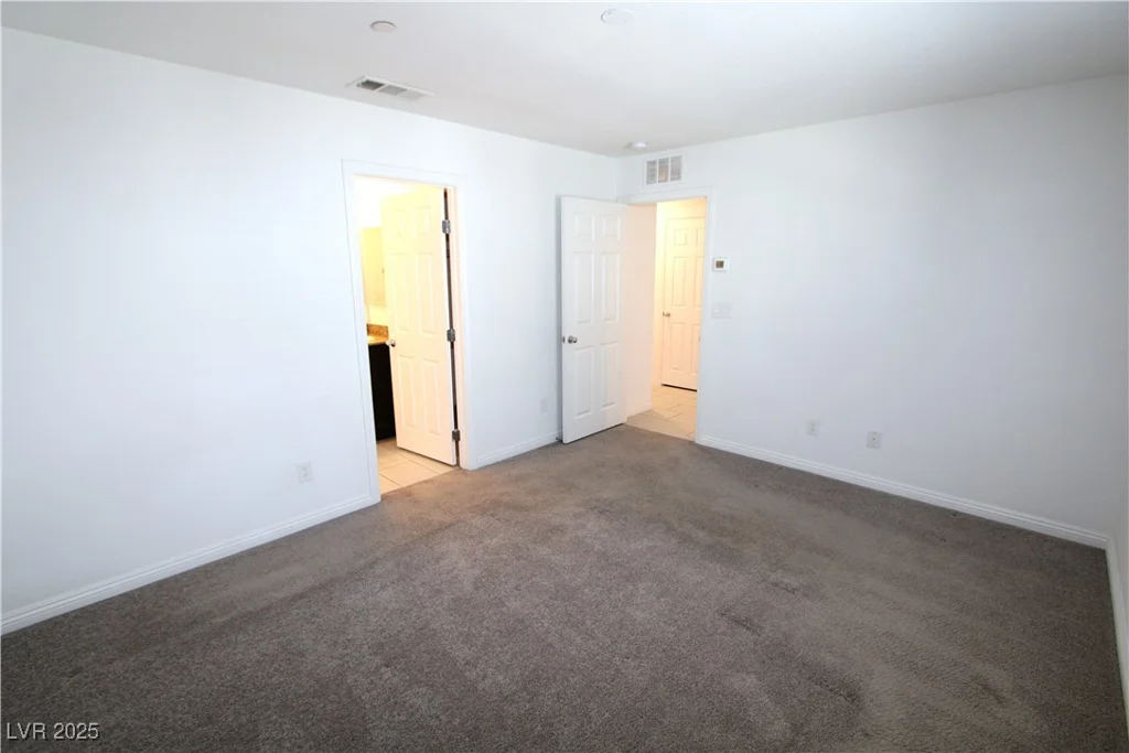 4641 Woolcomber, Las Vegas, NV 89115