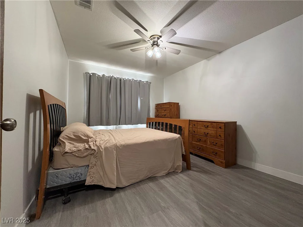 105 Cimarron, Las Vegas, NV 89145