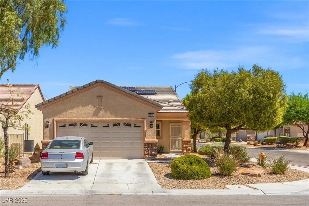 7910 Kiskadee, North Las Vegas, NV 89084
