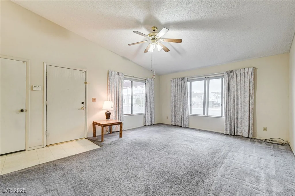 2513 Calico, Las Vegas, NV 89108