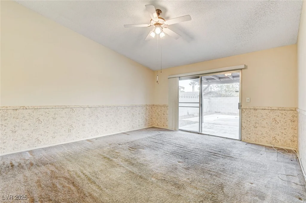 2513 Calico, Las Vegas, NV 89108