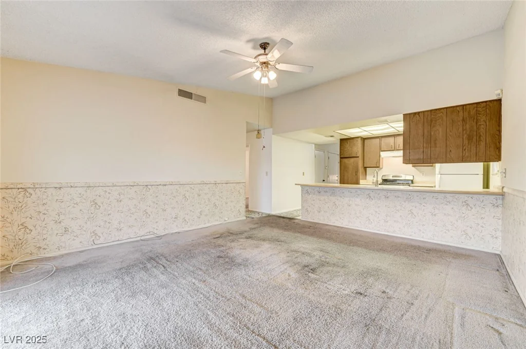 2513 Calico, Las Vegas, NV 89108