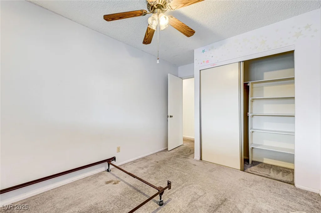 2513 Calico, Las Vegas, NV 89108