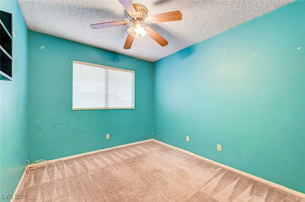 2513 Calico, Las Vegas, NV 89108