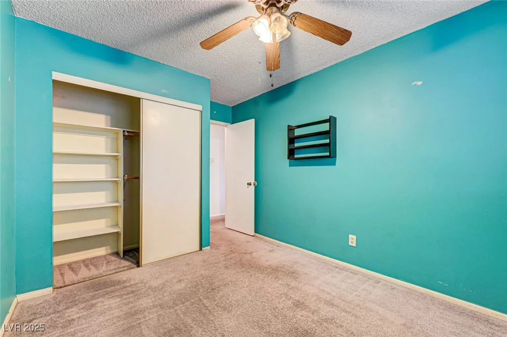 2513 Calico, Las Vegas, NV 89108