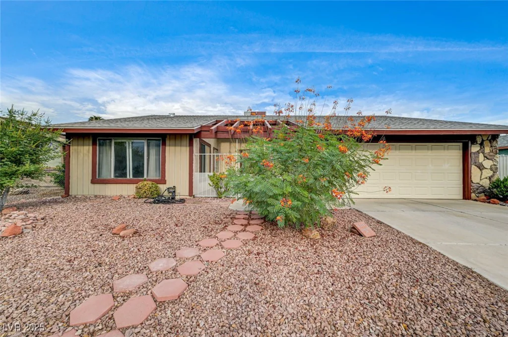 2513 Calico, Las Vegas, NV 89108